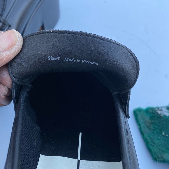 Dolce Vita
Yanni Leather Platform Penny Loafers size 7 - Picture 4 of 5